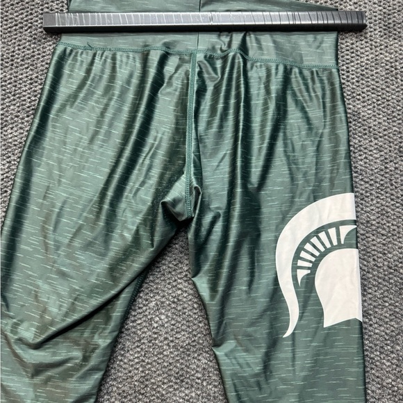 Women’s Michigan State Silky Yoga Pants! - Picture 4 of 5